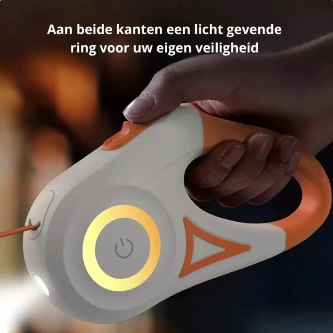 De hondenriem met LED verlichting in de kleur oranje. De riem is 3 meter lang en zorgt voor extra veiligheid tijdens het uitlaten van jouw viervoeter. 