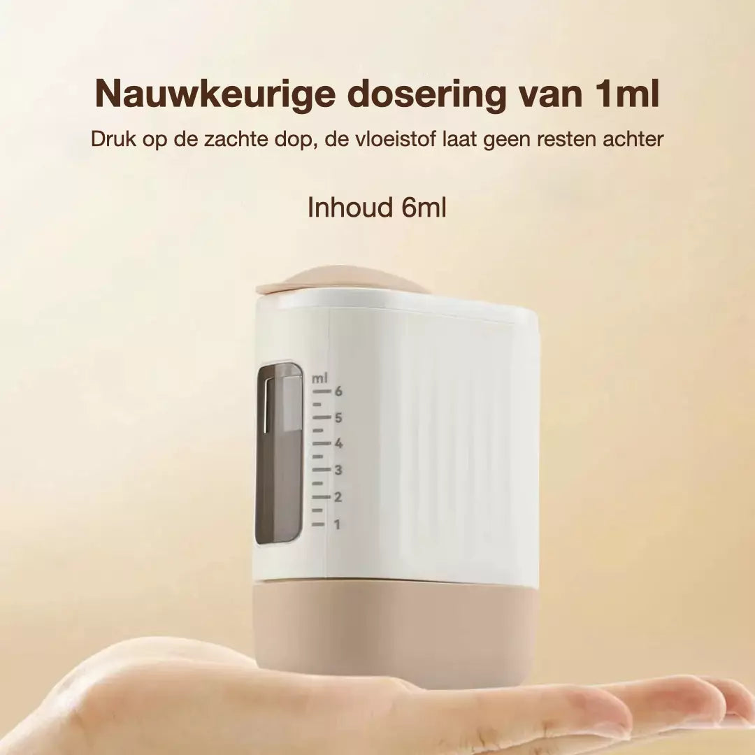 Infrarood Hoofdhuid Massage apparaat met olie applicator. Stimuleert haargroei en een gezondere hoofdhuid. De elektrische infrarood hoofdhuid massager is USB-C oplaadbaar en waterproof.