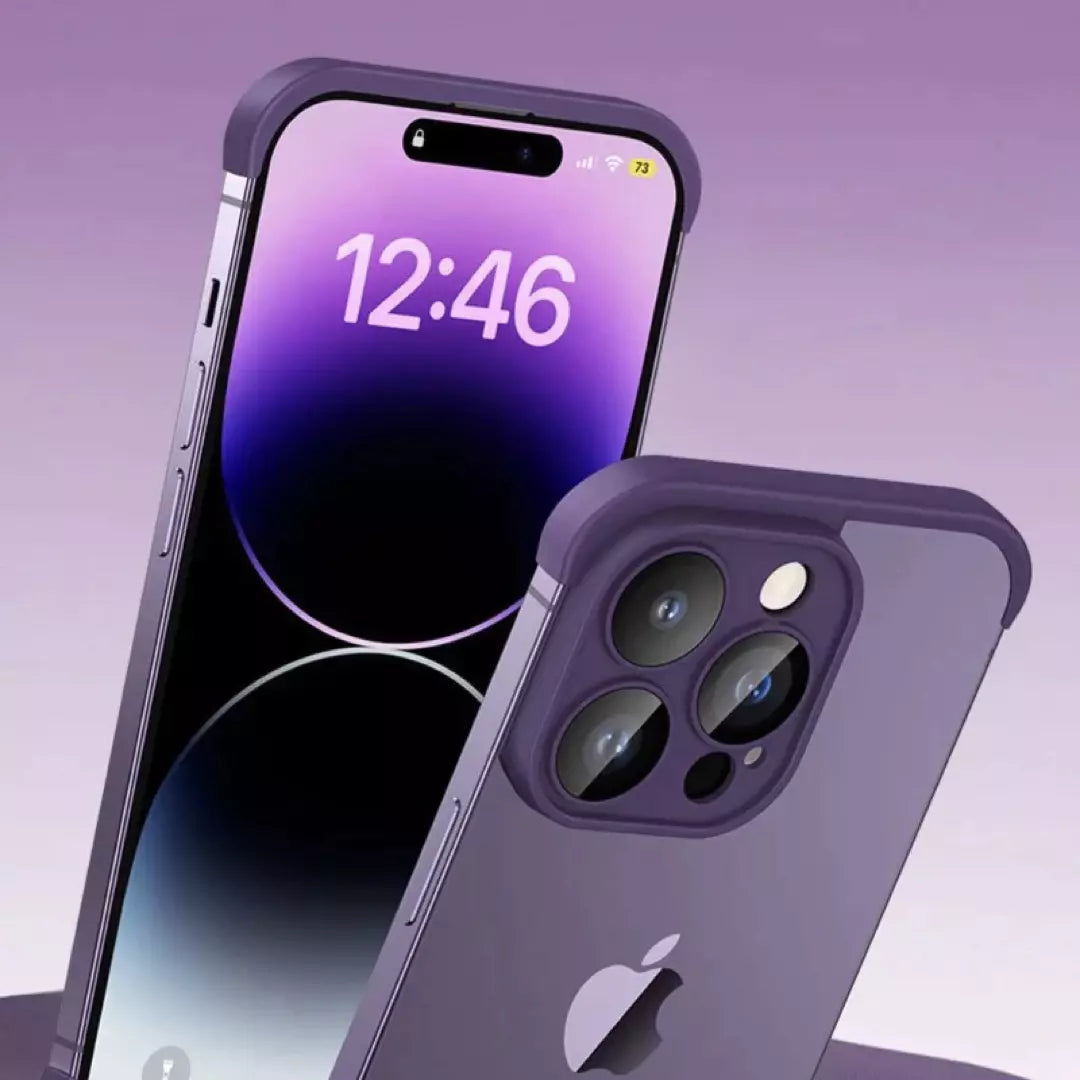 De onzichtbare Iphone hoes 2024 in de kleur paars. De voor en achterkant van de Iphone hoes is zichtbaar