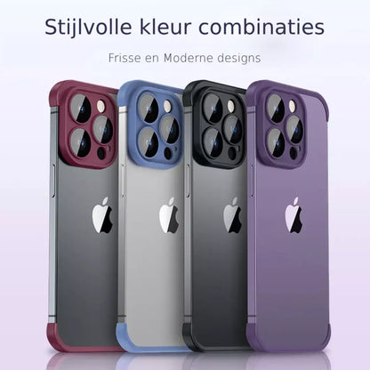 Alle vier de kleurvarianten van de onzichtbare Iphone hoes van Bevano Beauty worden naast elkaar weergegeven. De kleur bordeaux, blauw, zwart en paars.